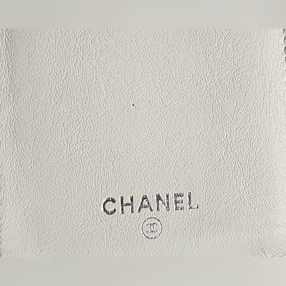 Chanel Beige/Cream Lambskin Leather Front Snap Diamond Trifold Long Wallet COA